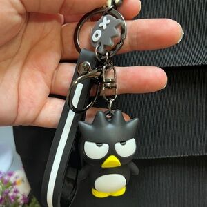 MARU Hello Kitty and Friends Black and Yellow character bag charm
